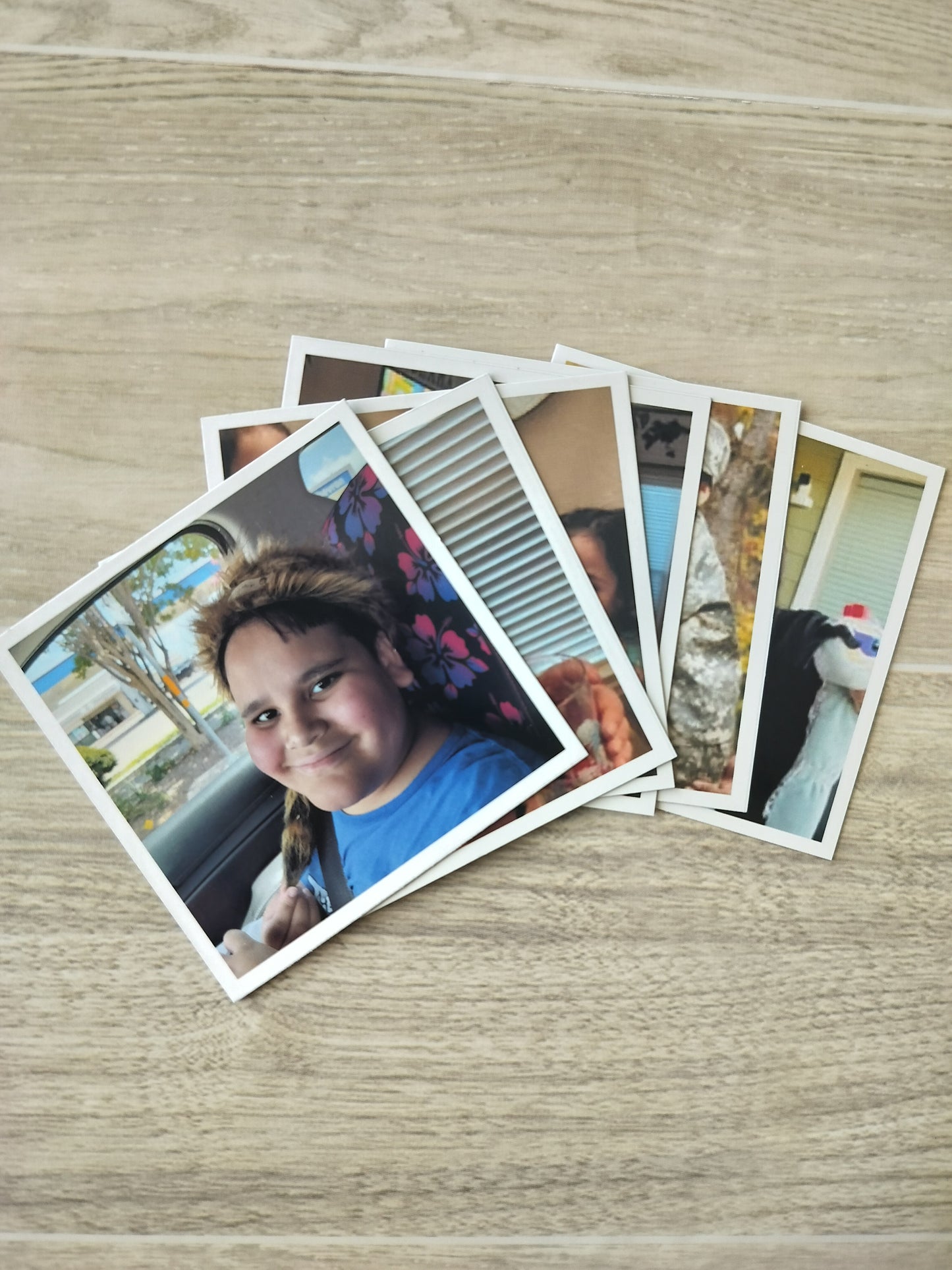 2.5x2.5 inch Photo Magnet. 6-Pack Flexible, glossy vinyl refrigerator magnet