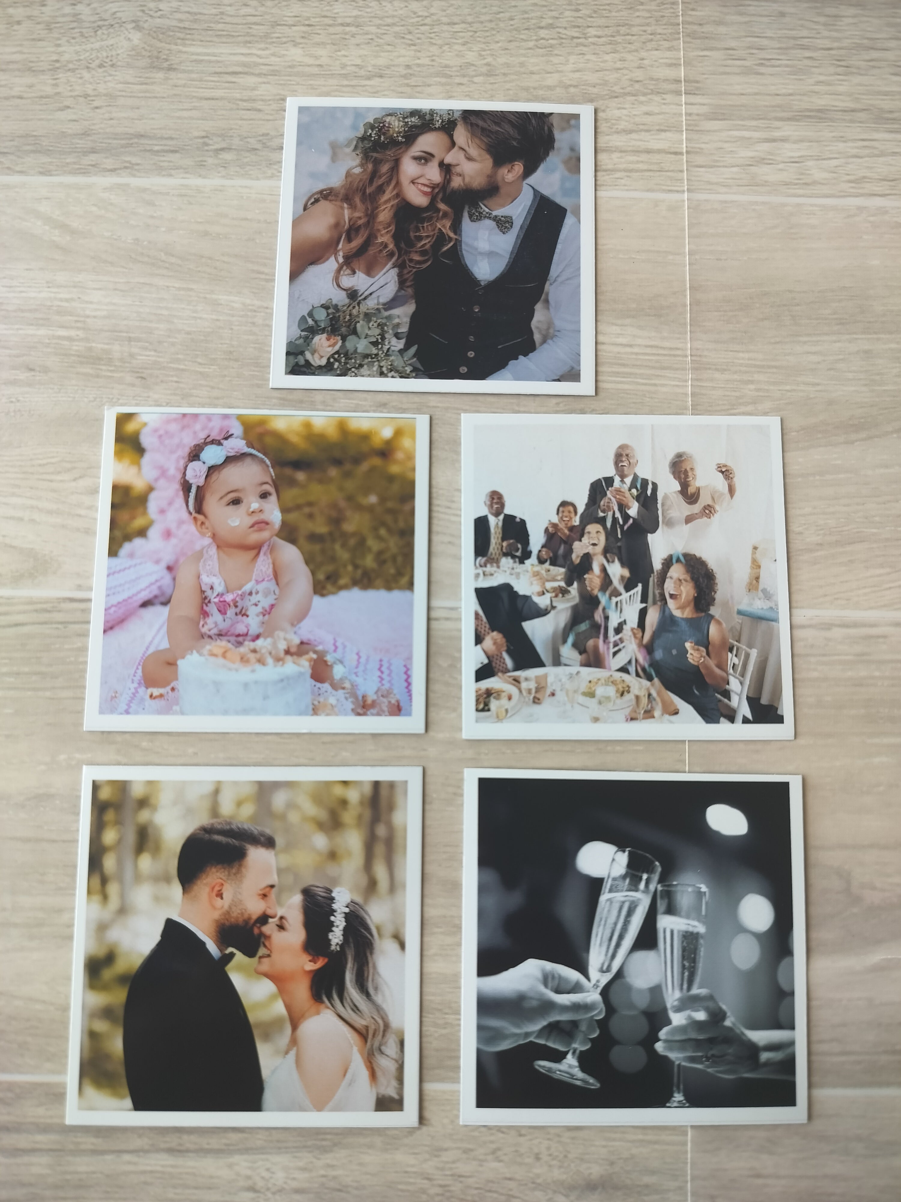 2.5x2.5 inch Photo Magnet. 6-Pack Flexible, glossy vinyl refrigerator magnet